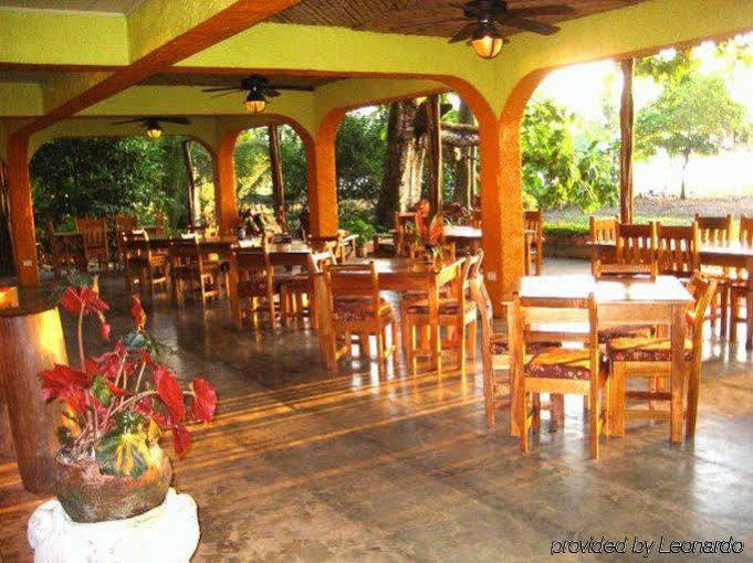 Iguana Lodge Beach Resort Puerto Jiménez Restaurant foto